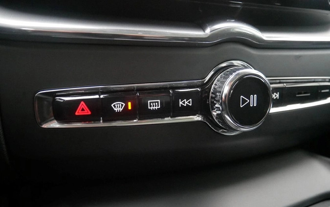 Volvo XC 60 cena 179899 przebieg: 67788, rok produkcji 2020 z Warszawa małe 436
